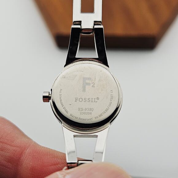 Fossil Silver Tone Bracelet Link Watch Light Blue Dial Y2K Iconic Style ES-9380 - Picture 6 of 7